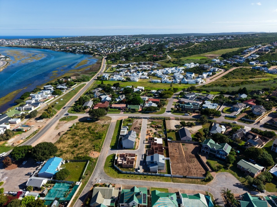 1 Bedroom Property for Sale in Stilbaai Western Cape
